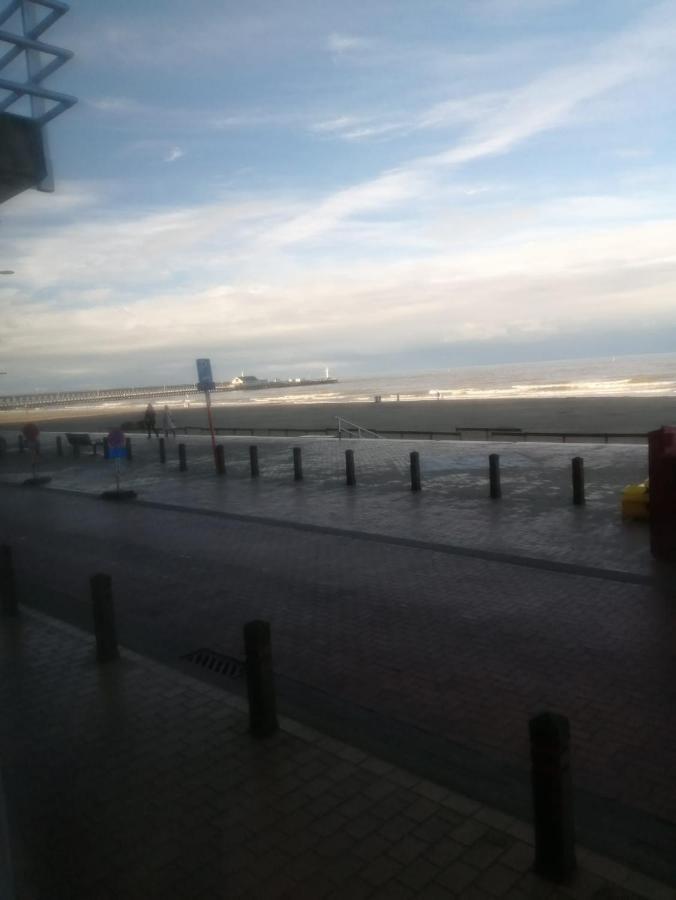 Residence Gai Soleil Blankenberge Exteriör bild