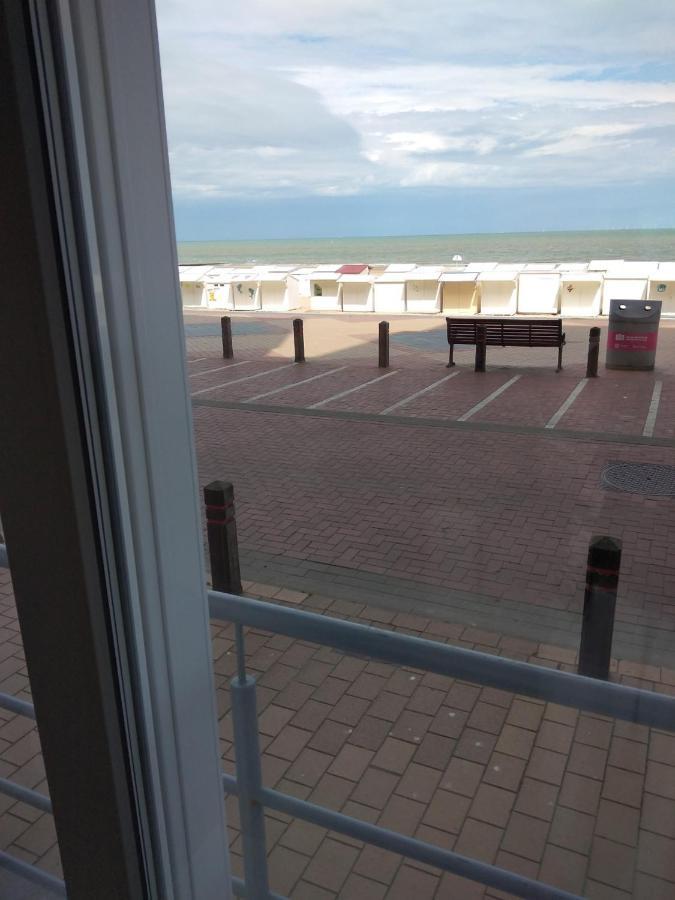 Residence Gai Soleil Blankenberge Exteriör bild